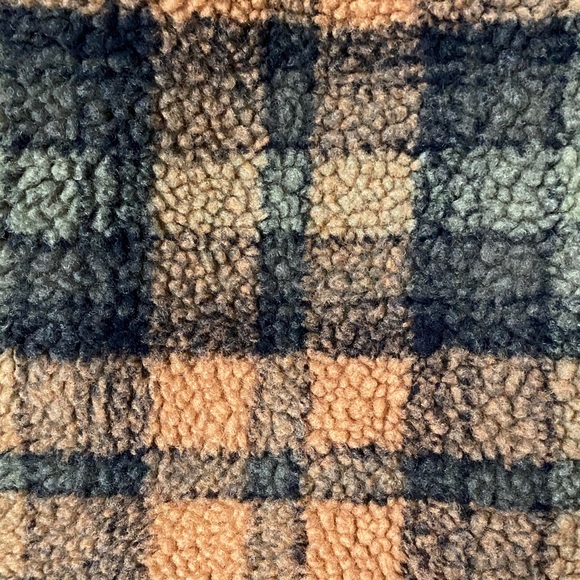 Volcom Oversized Plaid Sherpa Shaket in Green and Brown Size Medium - Picture 3 of 5